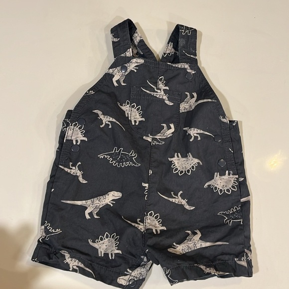 Carter’s Set - Picture 3 of 5